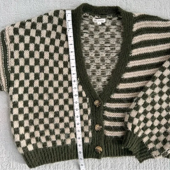 Blu Pepper Black and Cream Patterned Cardigan - Picture 5 of 8